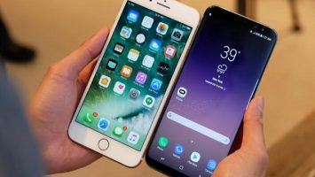 Iphone 8 e Samsung S8, la sfida commerciale inizia oggi
